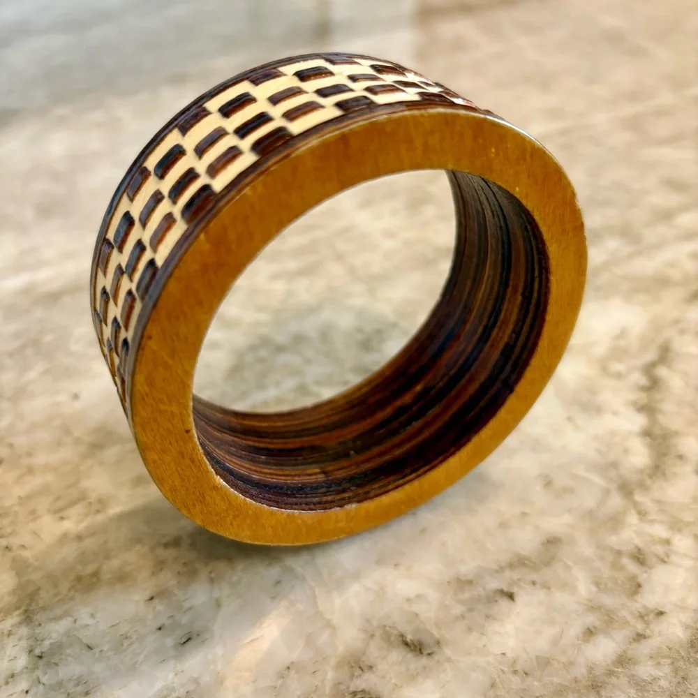 Anthropologie Wooden Checkered Bangle Bracelet in Cream/White & Brown